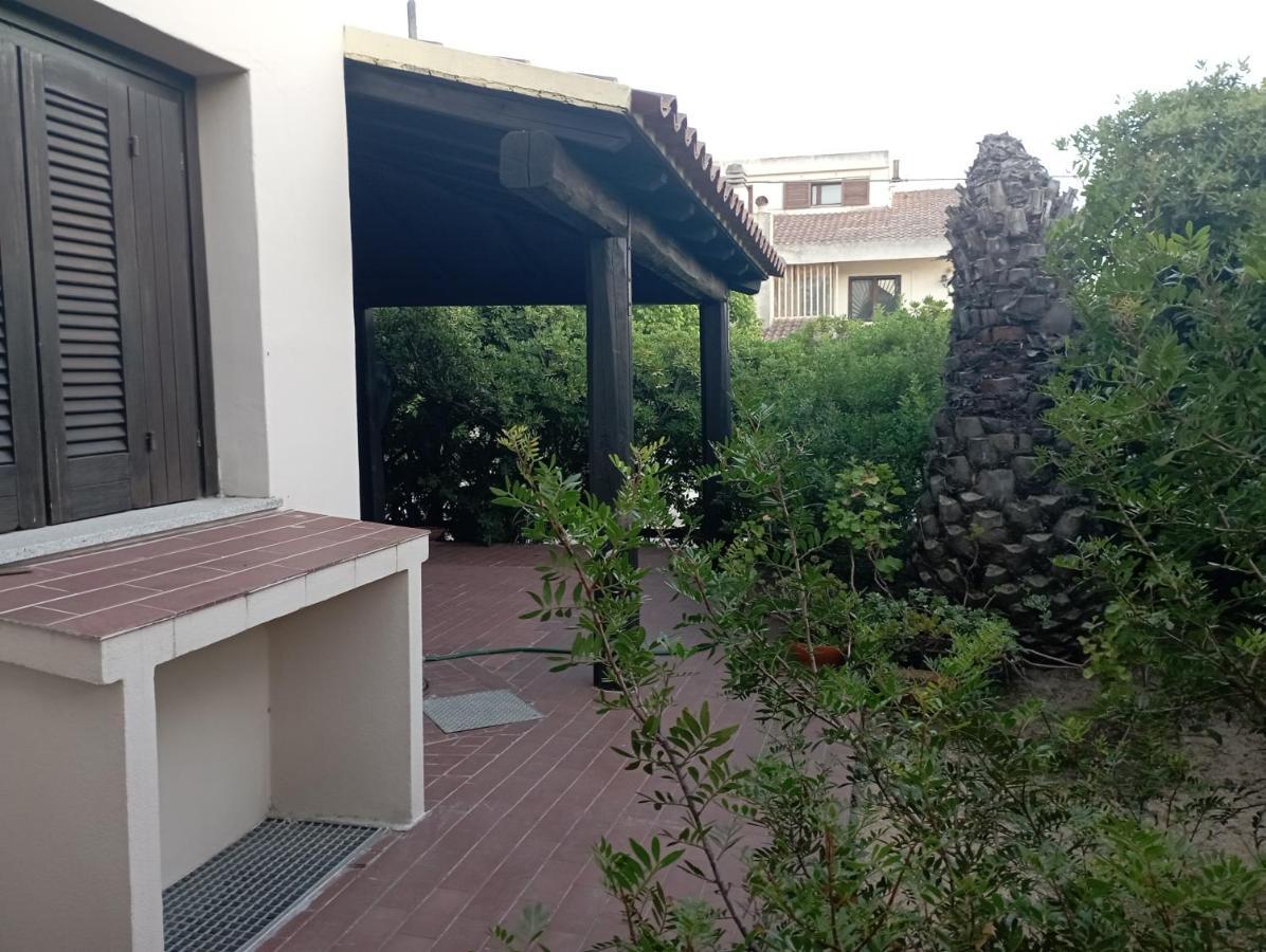Bed and Breakfast Domus Garden Olbia Exterior foto